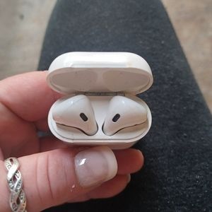 Apple Air Pods 2nd Gen